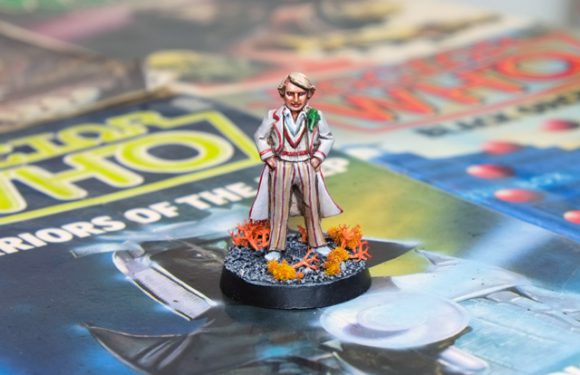 Peter Davison Fifth Doctor Who by Harlequin