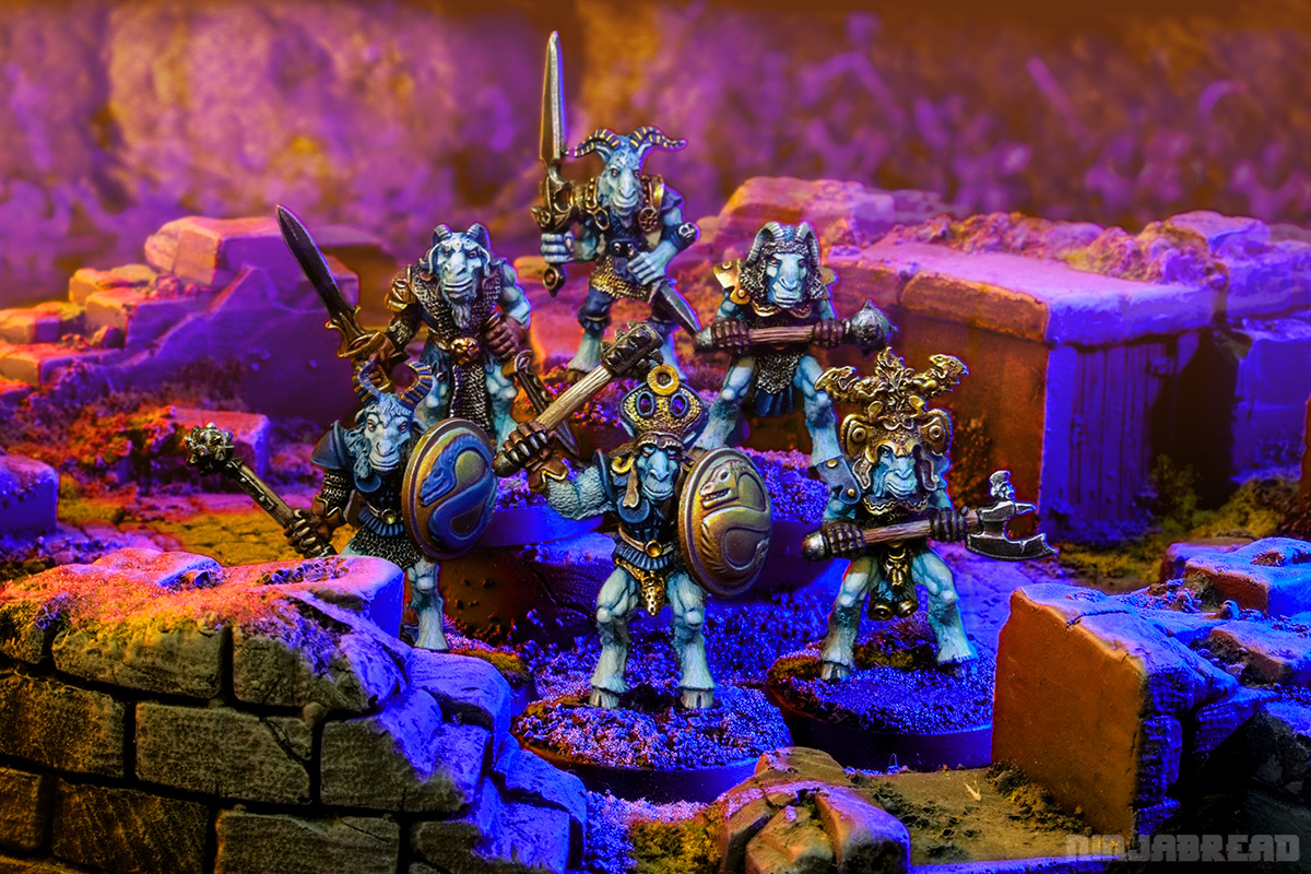 Vintage Silver Tower Tzaangor Vintage Silver Tower Tzaangor